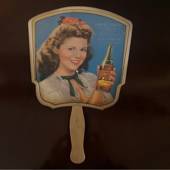VINTAGE RC COLA ROYAL CROWN SODA SHIRLEY TEMPLE AD FAN WWII 1940's - Picture 2 of 4